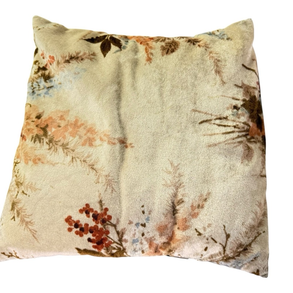 Vintage 1978 Warner Fabric Corp Floral Velvet Tassel Throw Pillows Set of 4 - Picture 6 of 13